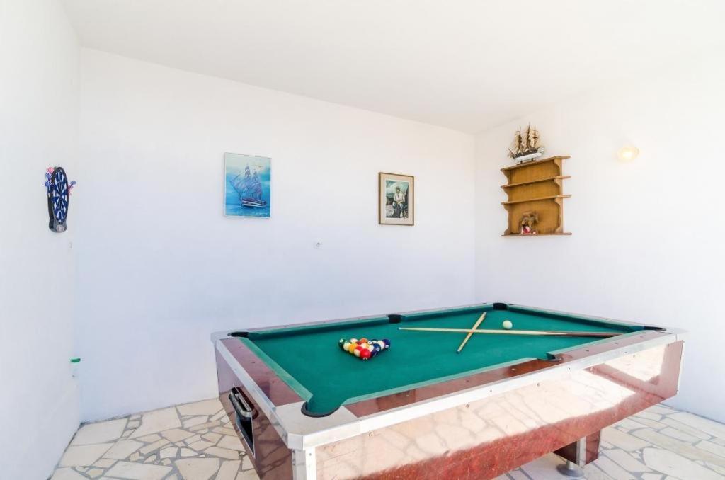 Apartments Knego مْليني الغرفة الصورة